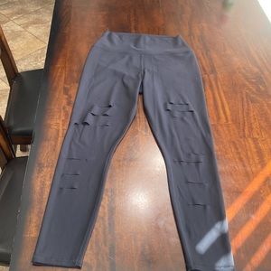 ALO Yoga - High Waist-Ripped Warrior Leggings
